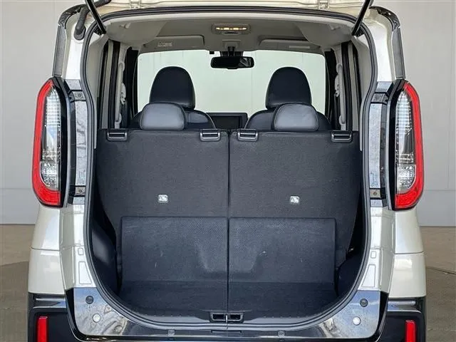 デリカ　ミニ（ミツビシ）の車両写真