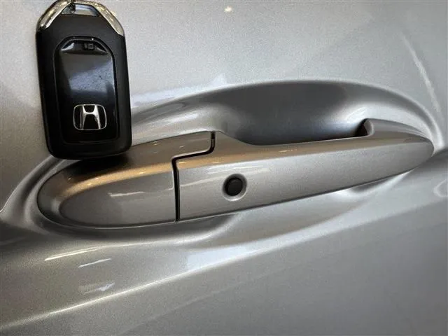 シャトル ハイブリッド(ホンダ)の車両写真