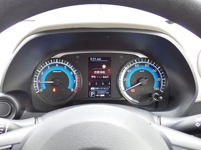 デイズ（ニッサン）の車両写真