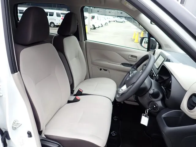 デイズ（ニッサン）の車両写真