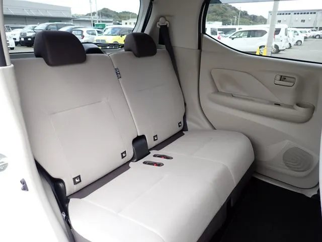 デイズ（ニッサン）の車両写真