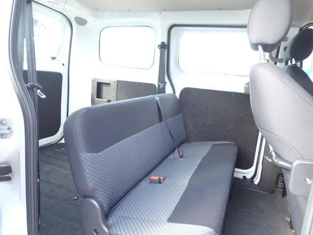 NV200バネットバン(ニッサン)の車両写真