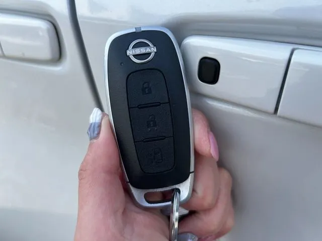 ルークス(ニッサン)の車両写真