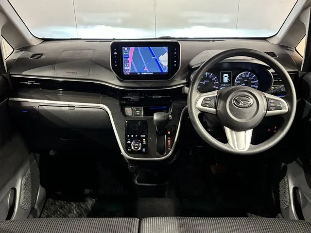 ムーヴ　カスタム（ダイハツ）の車両写真