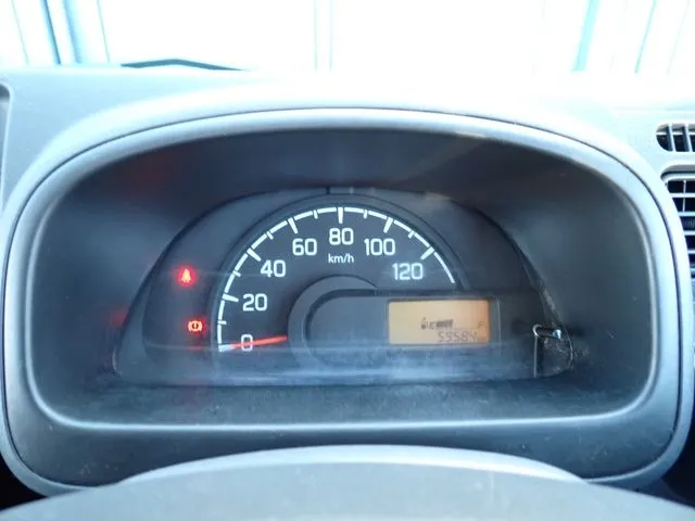 キャリイトラック　４ＷＤ（スズキ）の車両写真