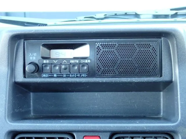 キャリイトラック　４ＷＤ（スズキ）の車両写真