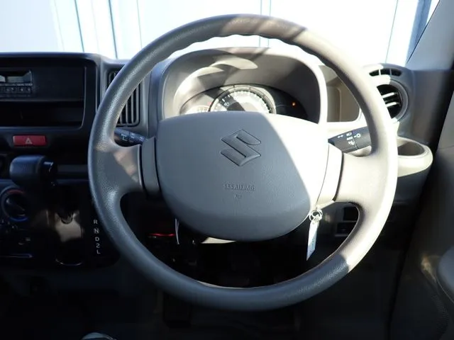 エブリイバン（スズキ）の車両写真