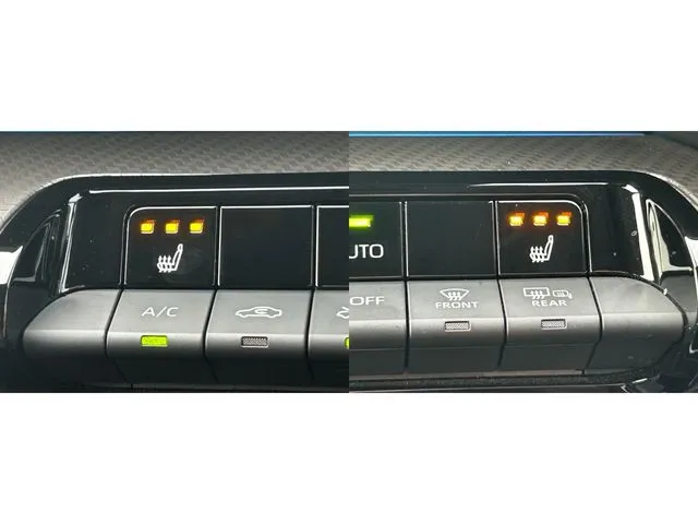 プリウス(トヨタ)の車両写真