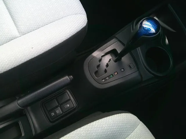 アクア(トヨタ)の車両写真