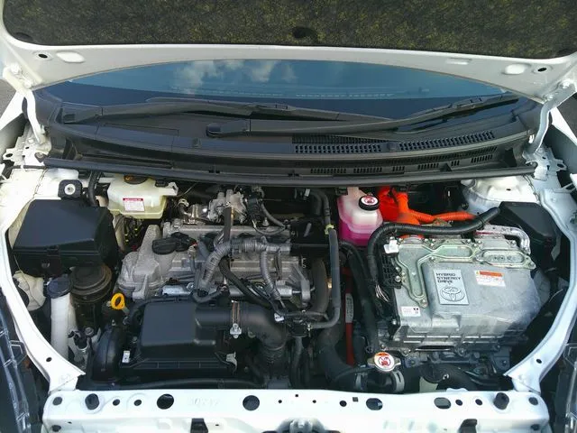 アクア(トヨタ)の車両写真