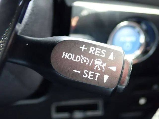 プリウス(トヨタ)の車両写真