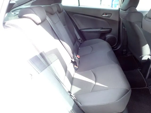 プリウス(トヨタ)の車両写真