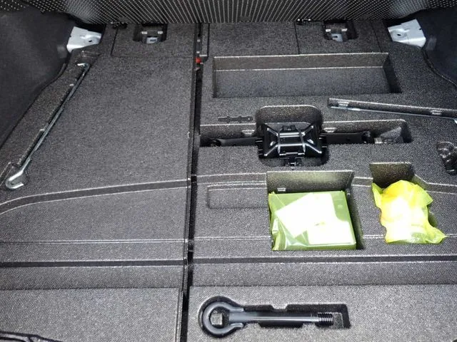 プリウス(トヨタ)の車両写真