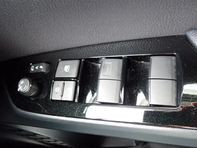 プリウス(トヨタ)の車両写真