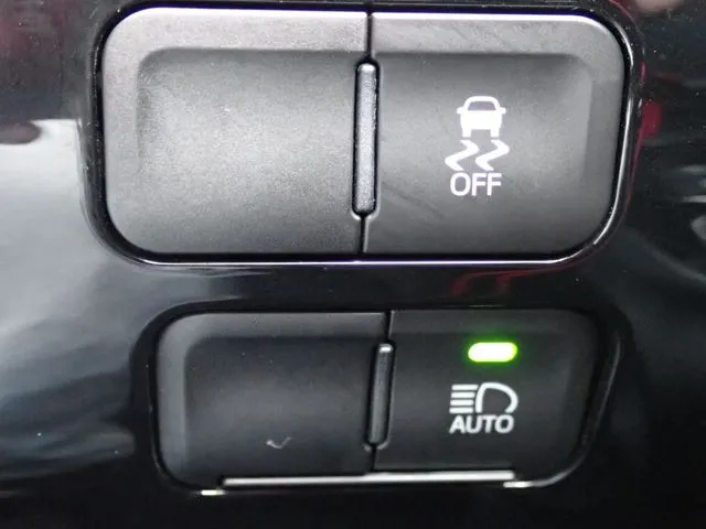 プリウス(トヨタ)の車両写真