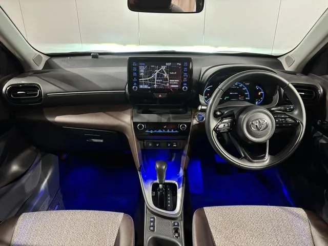 ヤリスクロス　ハイブリッド（トヨタ）の車両写真