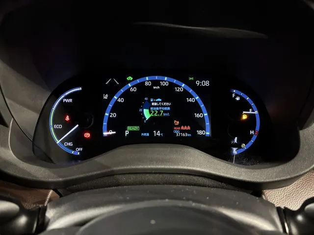 ヤリスクロス　ハイブリッド（トヨタ）の車両写真