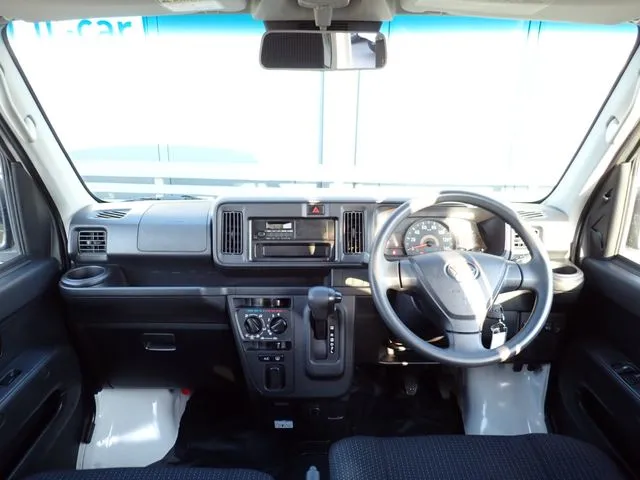 ハイゼットカーゴ(ダイハツ)の車両写真