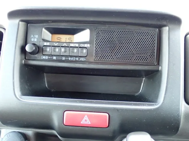 NV100クリッパー(ニッサン)の車両写真