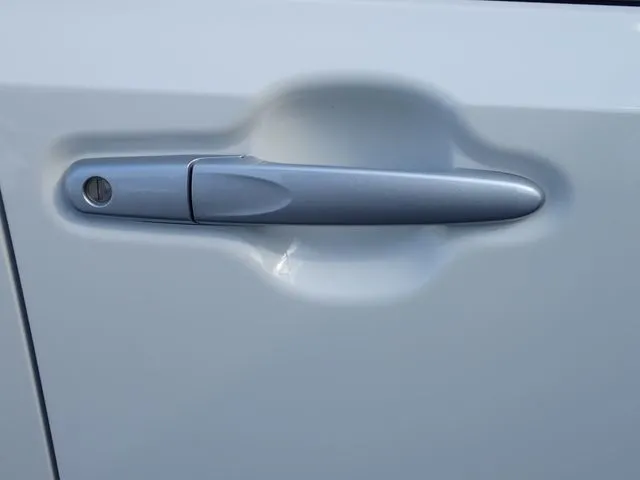 ミラ イース(ダイハツ)の車両写真