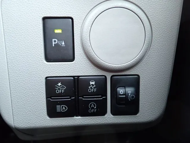 ミラ イース(ダイハツ)の車両写真