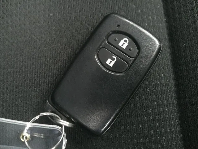 カローラフィールダー 4WD(トヨタ)の車両写真