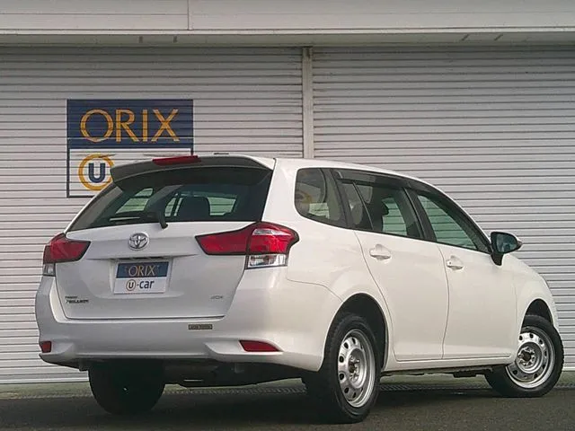 カローラフィールダー 4WD(トヨタ)の車両写真