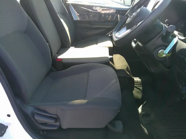 ニッサン　キャラバンＶ　４ＷＤ