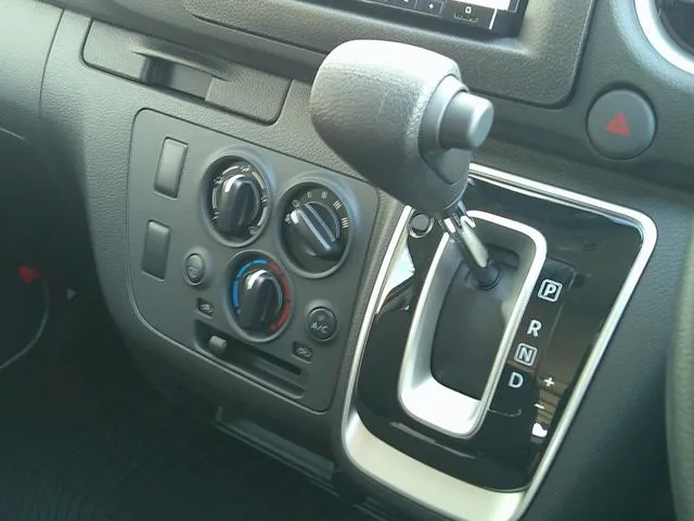 ニッサン　キャラバンＶ　４ＷＤ