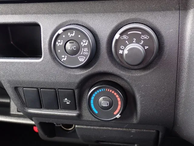 ハイエースバン 1.2t 2WD(トヨタ)の車両写真