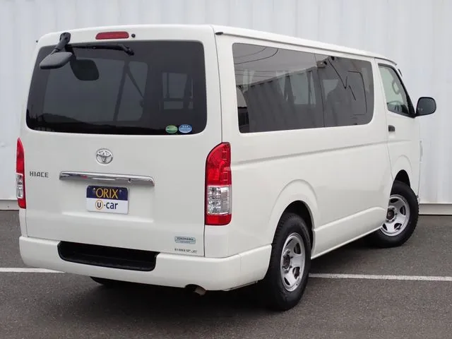 ハイエースバン 1.2t 2WD(トヨタ)の車両写真