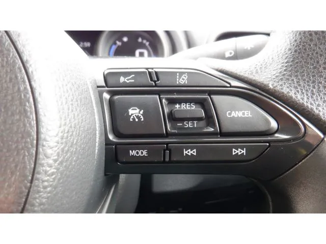 ヤリスクロス　ハイブリッド（トヨタ）の車両写真