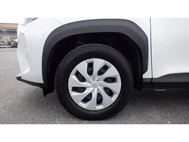 ヤリスクロス　ハイブリッド（トヨタ）の車両写真