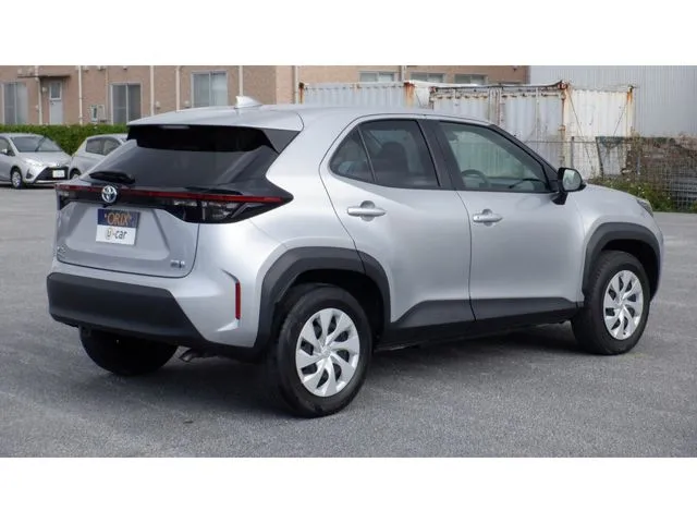 ヤリスクロス　ハイブリッド（トヨタ）の車両写真