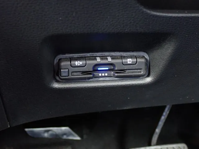 ホンダ　フィット　ｅ：ＨＥＶ