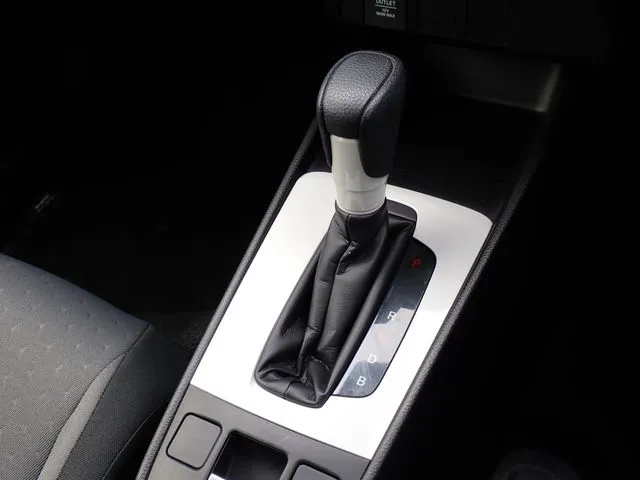 ホンダ　フィット　ｅ：ＨＥＶ