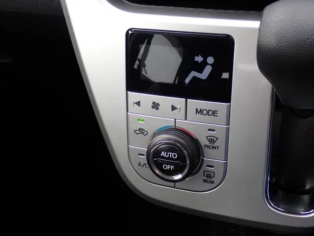 ダイハツ キャスト アクティバ