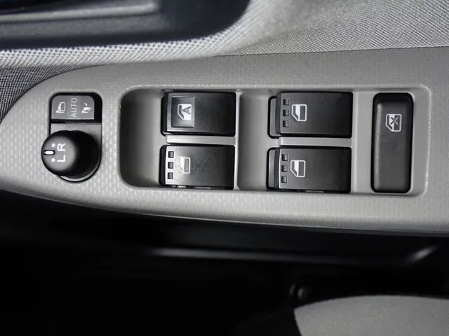 ダイハツ キャスト アクティバ