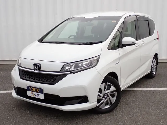 ホンダ　フリードプラス　ハイブリッド