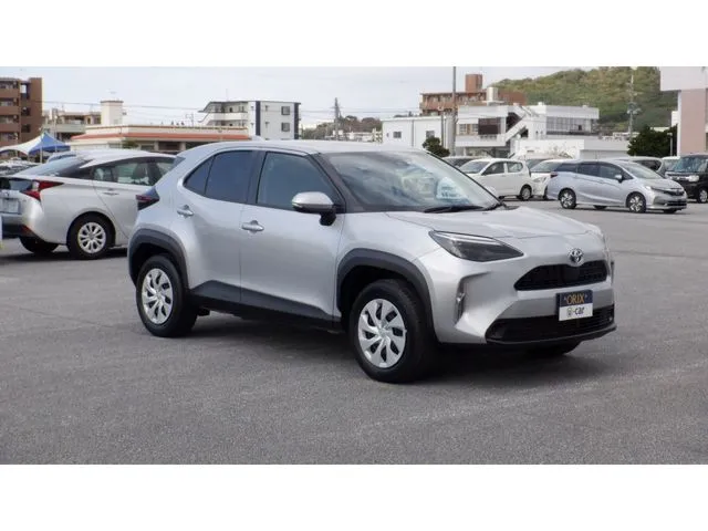 ヤリスクロス　ハイブリッド（トヨタ）の車両写真