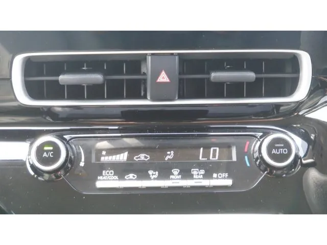 アクア（トヨタ）の車両写真