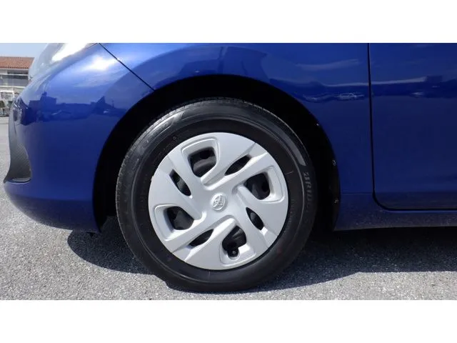 アクア（トヨタ）の車両写真