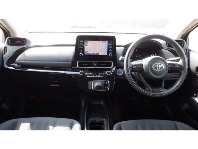 アクア（トヨタ）の車両写真