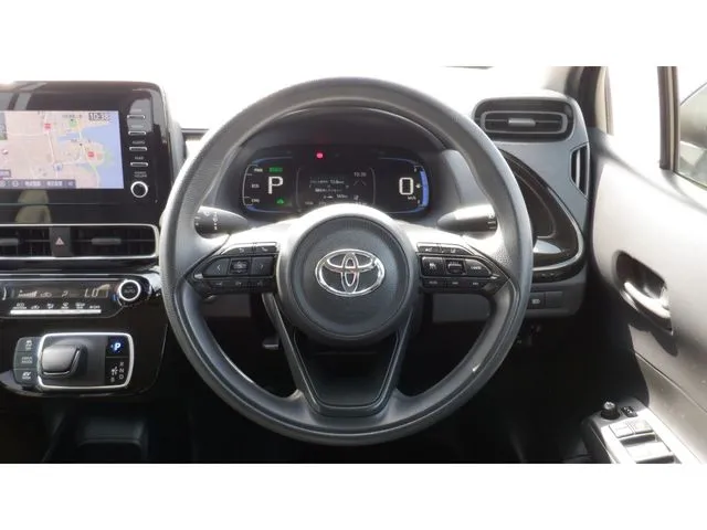 アクア（トヨタ）の車両写真