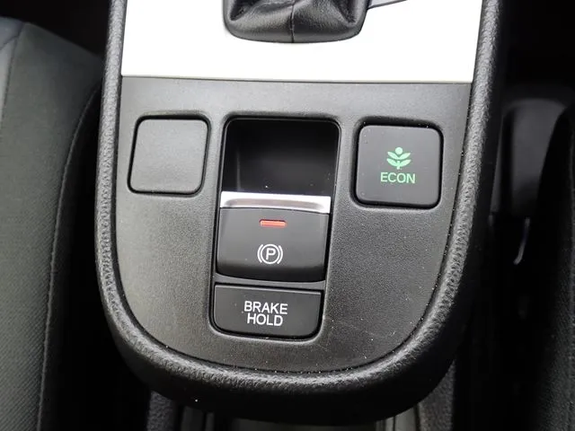 ホンダ フィット e:HEV