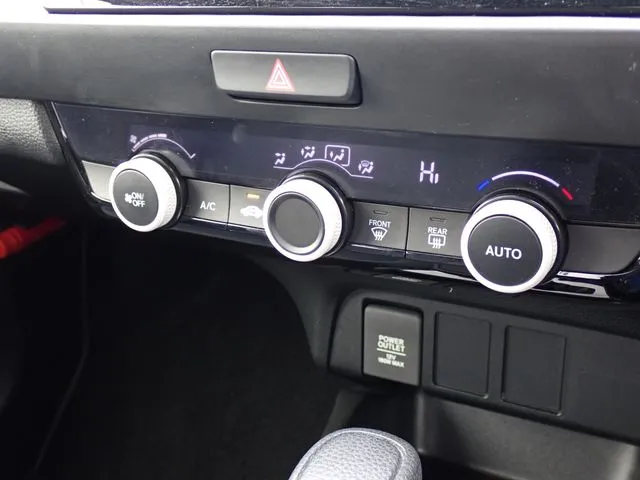 ホンダ フィット e:HEV