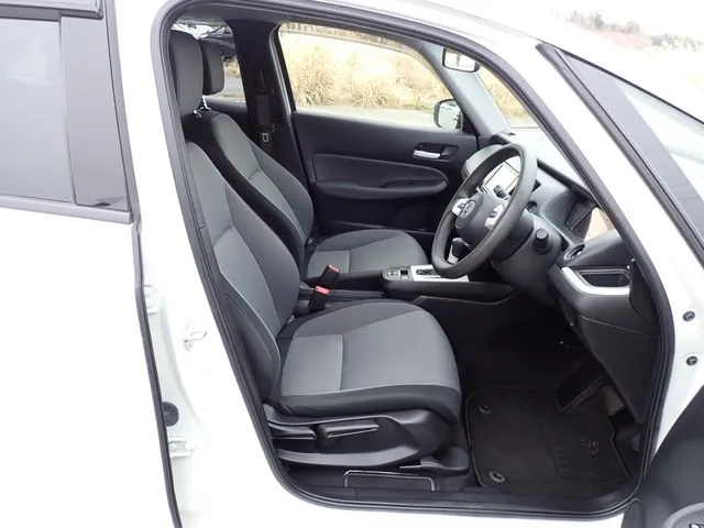 ホンダ フィット e:HEV