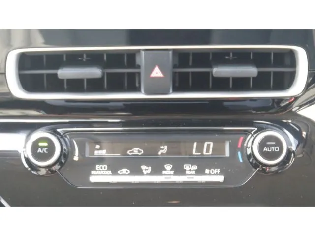 アクア（トヨタ）の車両写真