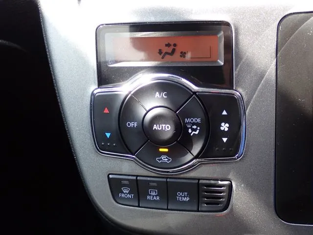 スズキ　ソリオ