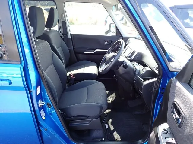 スズキ　ソリオ